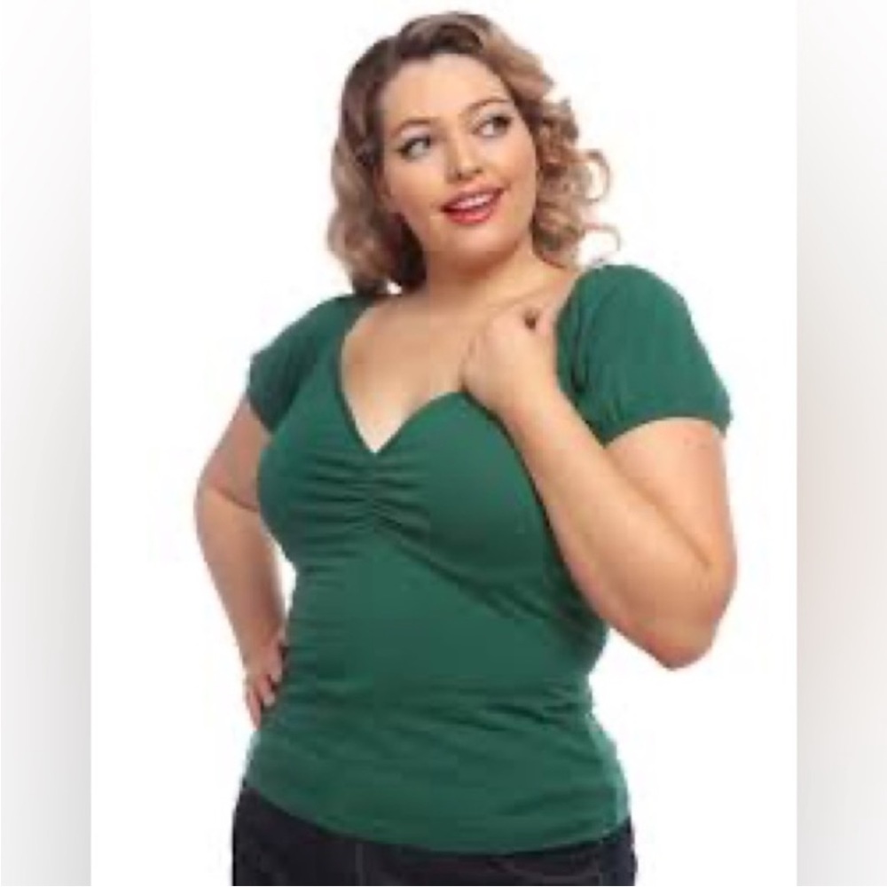 NWT collectif Dolores green top shirt